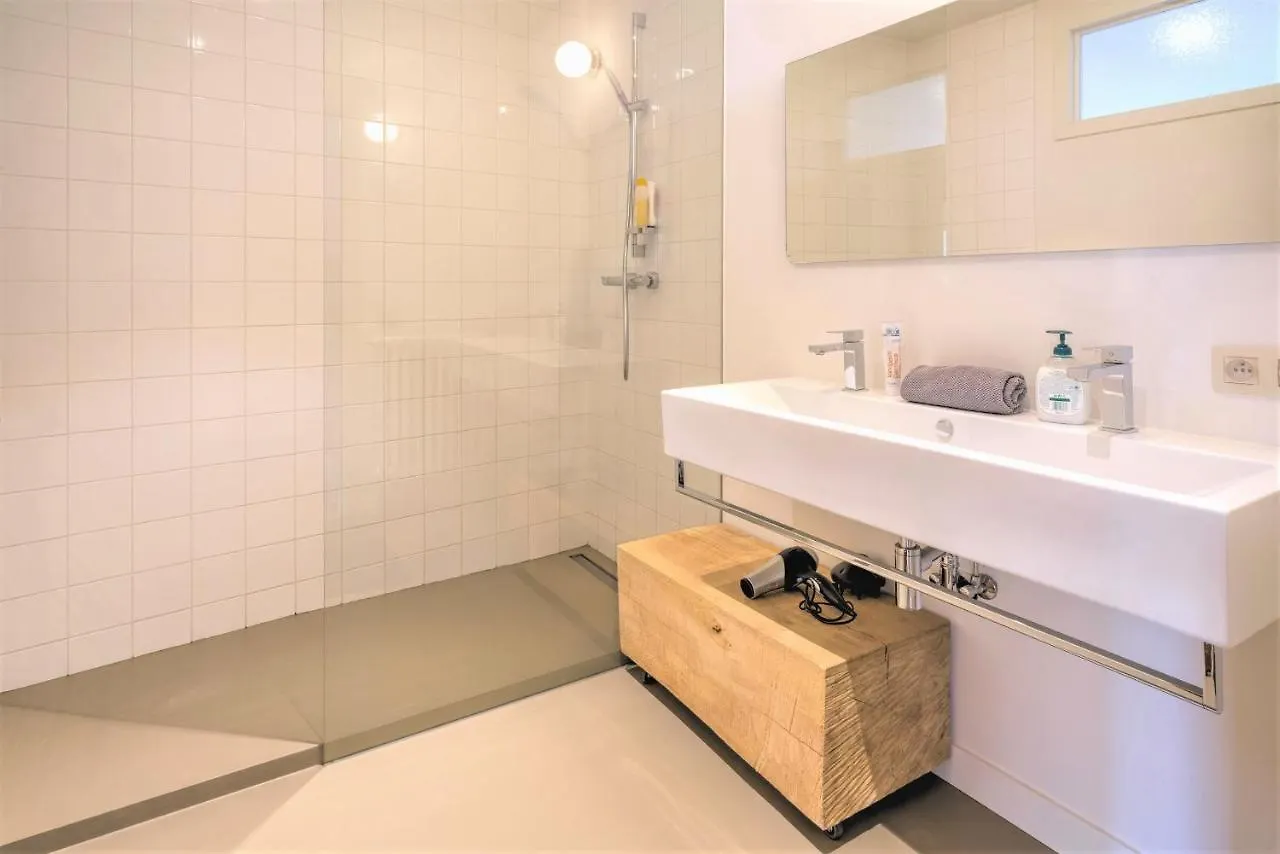 Spacious Apartments In The Heart Of アントウェルペン